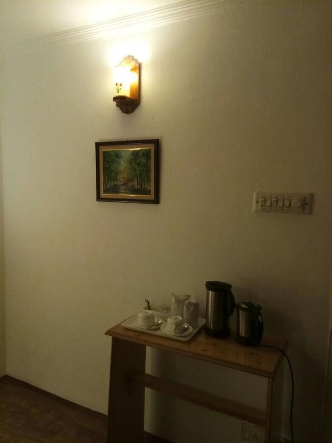 Dove Cottage Сринагар Экстерьер фото